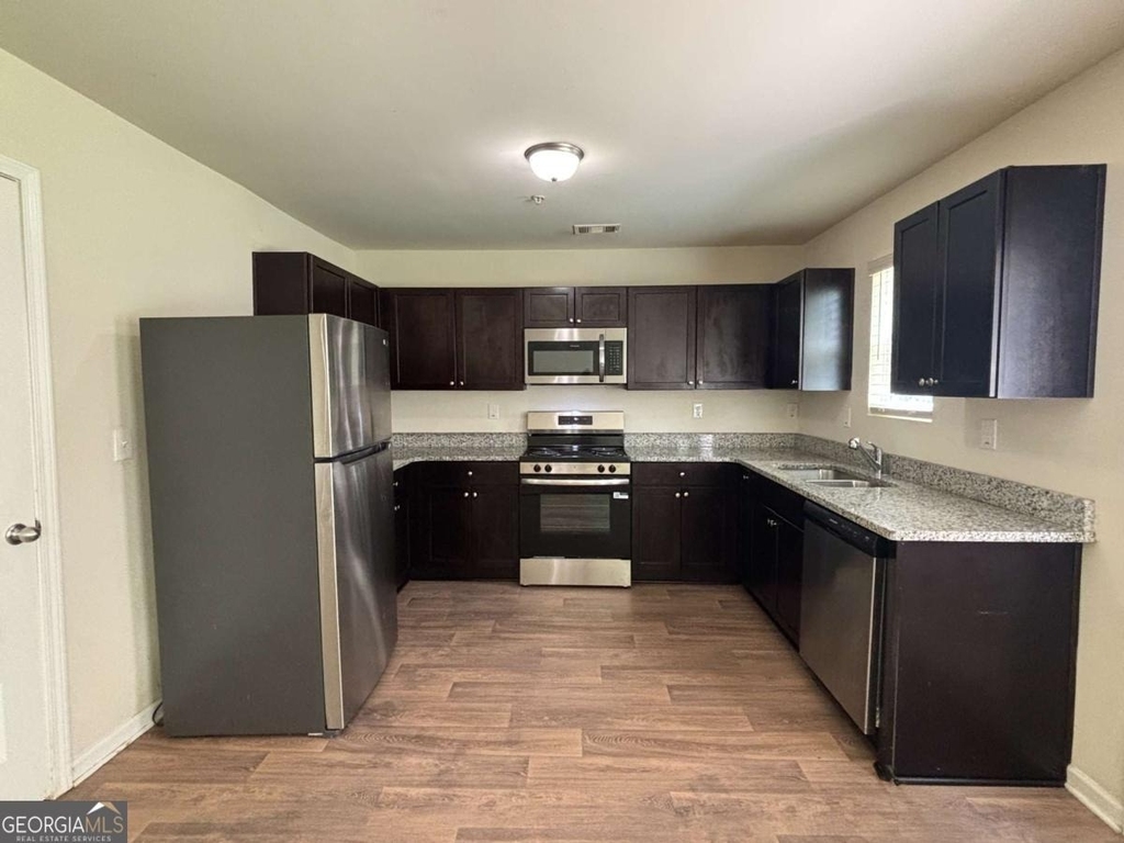 629 Carlton Pointe Drive - Photo 4
