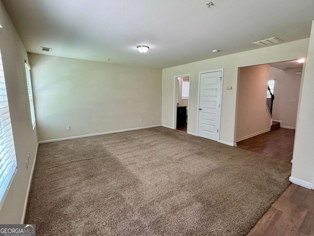 629 Carlton Pointe Drive - Photo 2
