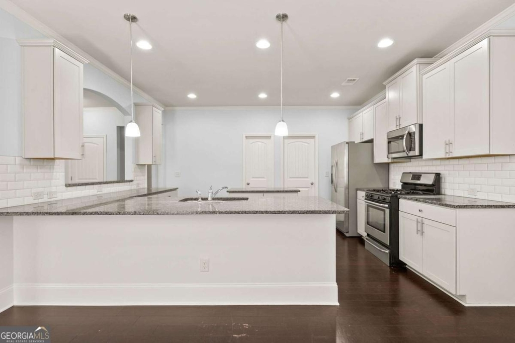3845 Alden Place - Photo 10