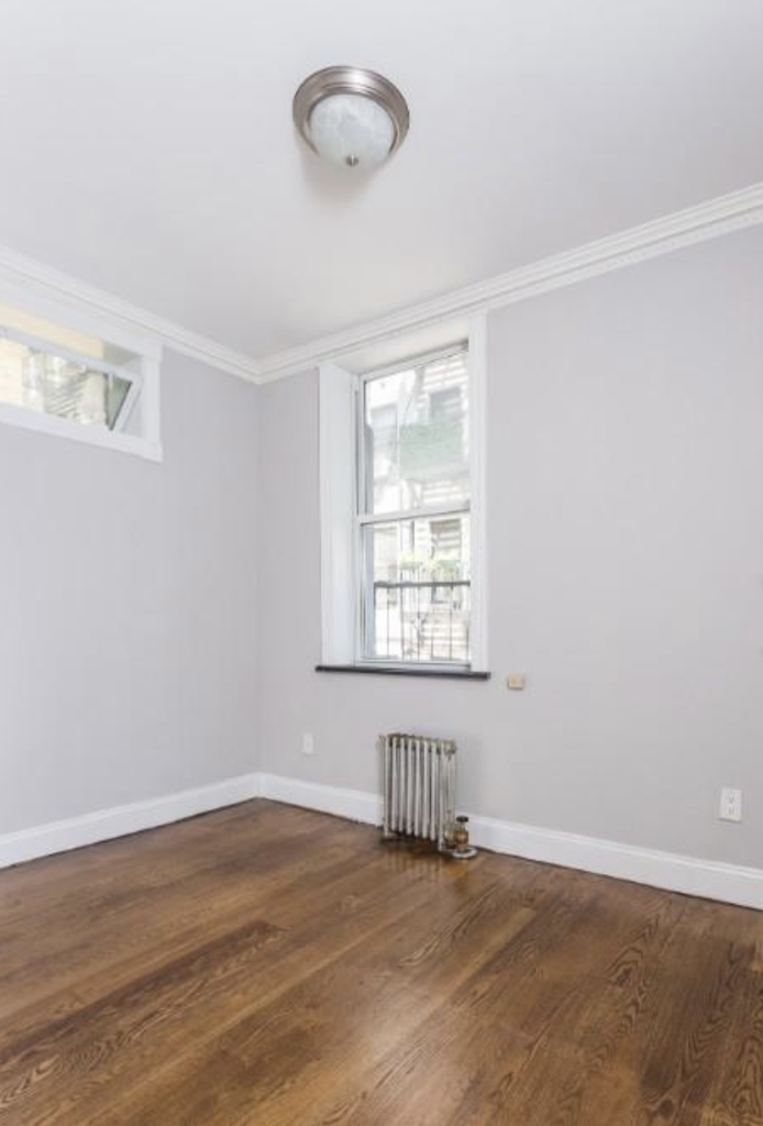 West 53rd Street - Photo 6
