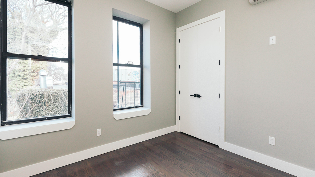 659 Seneca Ave 11385 - Photo 8