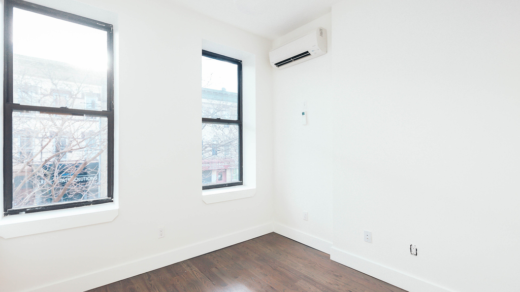 659 Seneca Ave 11385 - Photo 6