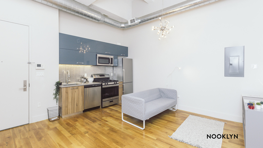 372 Kosciuszko St 11221 - Photo 0
