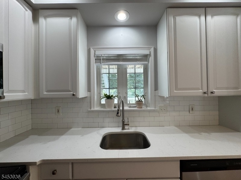 32 Woodland Dr - Photo 16