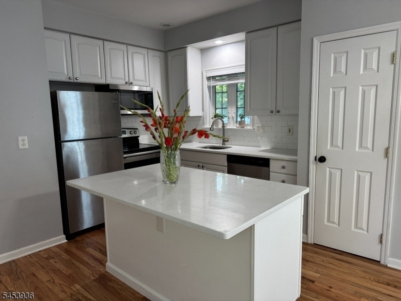 32 Woodland Dr - Photo 10