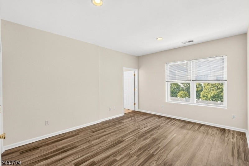 62 W Main St - Photo 15
