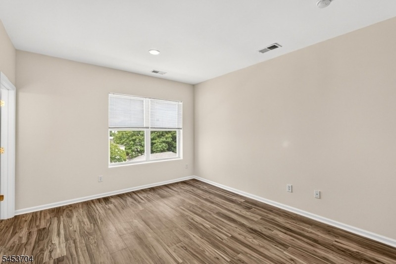 62 W Main St - Photo 17