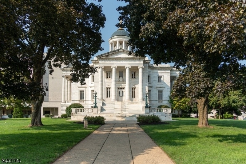 62 W Main St - Photo 36