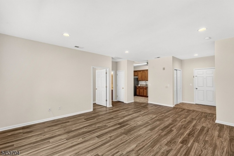 62 W Main St - Photo 5