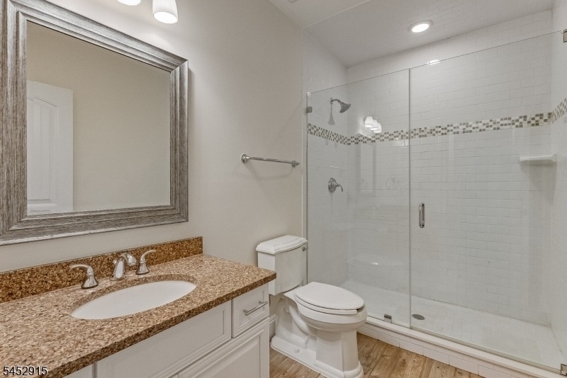 51 Summit Ave, Unit A - Photo 18