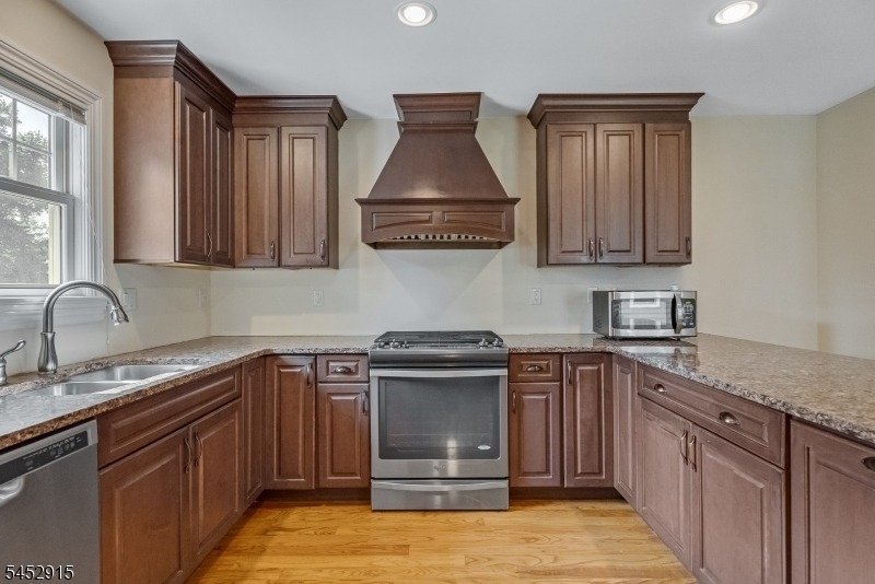 51 Summit Ave, Unit A - Photo 9