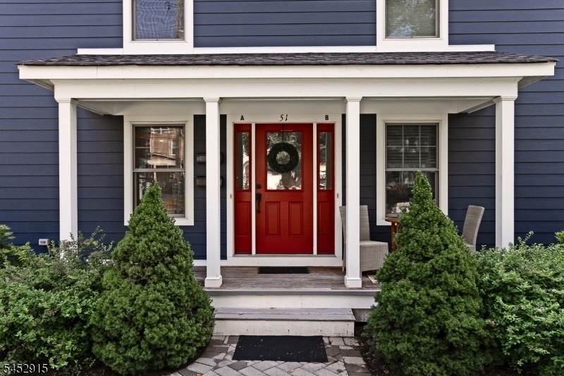 51 Summit Ave, Unit A - Photo 3