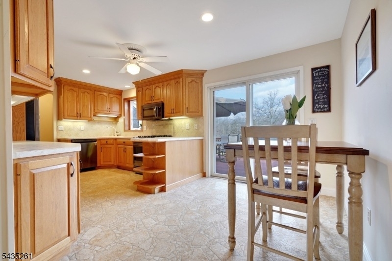 78 Vones Ln - Photo 2