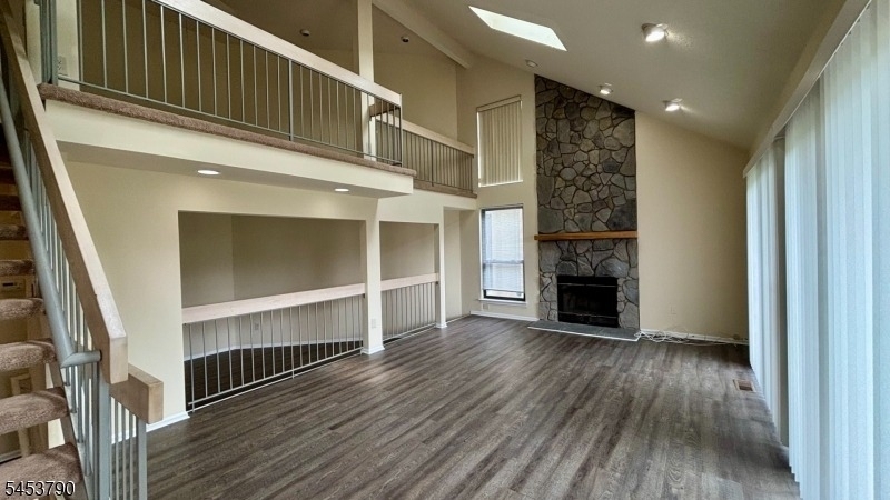 12 Spencer St - Photo 4