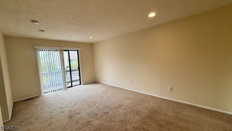 12 Spencer St - Photo 15