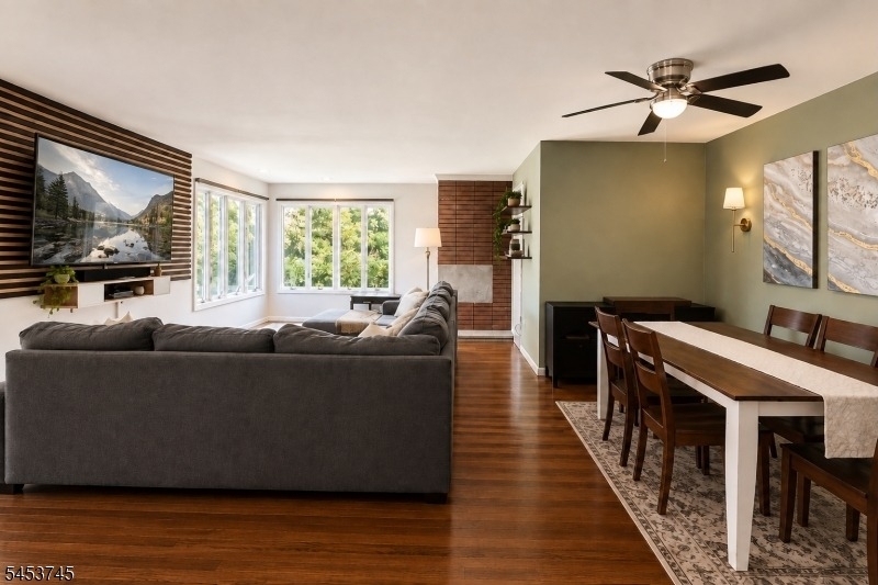 644 Montgomery Rd - Photo 2