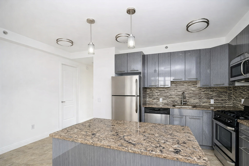 3440 Guider Avenue - Photo 3