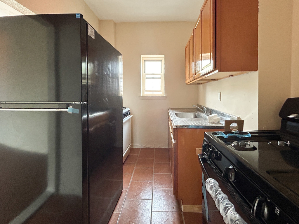 973 Aldus Street - Photo 1