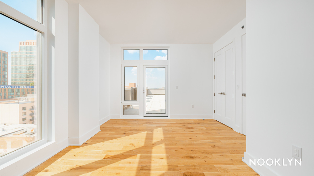 26-41 3rd St 11102 - Photo 8