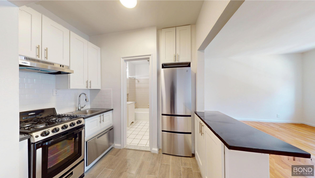 947 first avenue - Photo 1