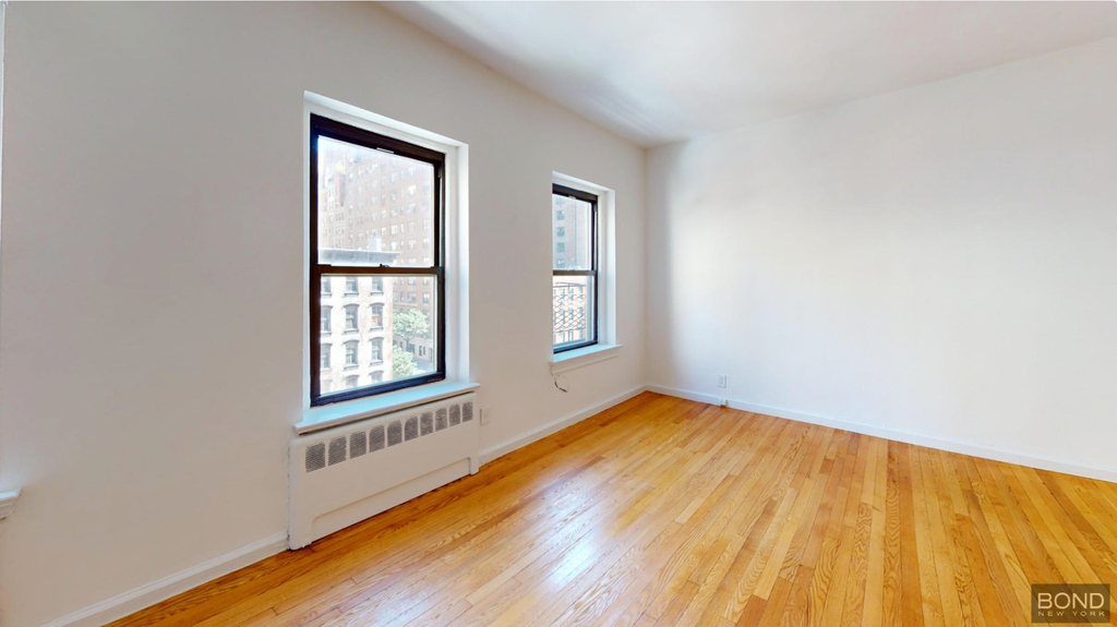 947 first avenue - Photo 4