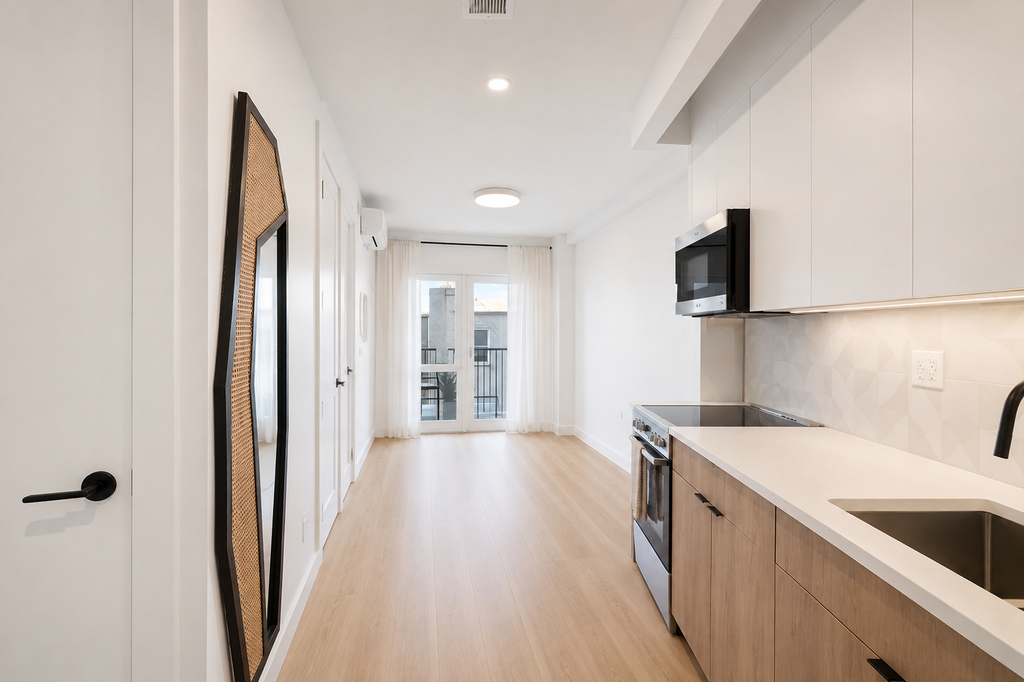 1615 Cedar Street - Photo 1