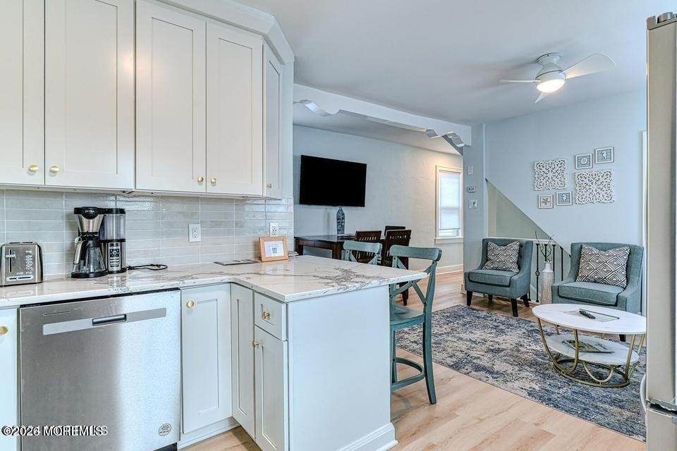 328 Newark Avenue - Photo 7