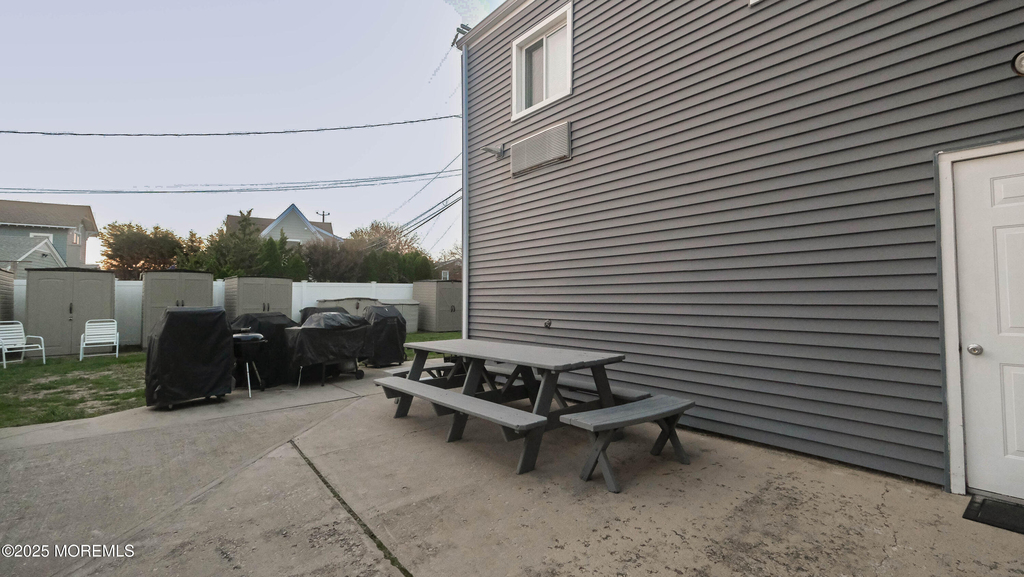 100 Ocean Avenue N - Photo 18