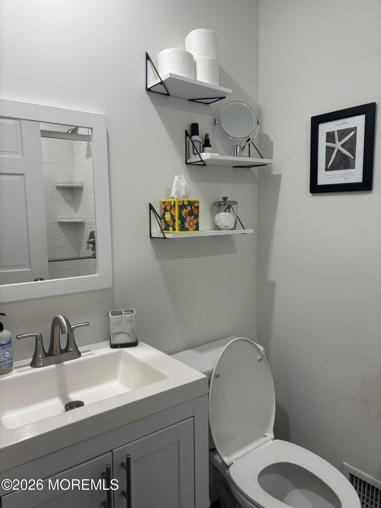 606 Hammond Avenue - Photo 10