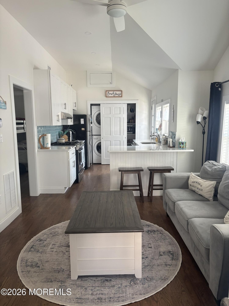 606 Hammond Avenue - Photo 6