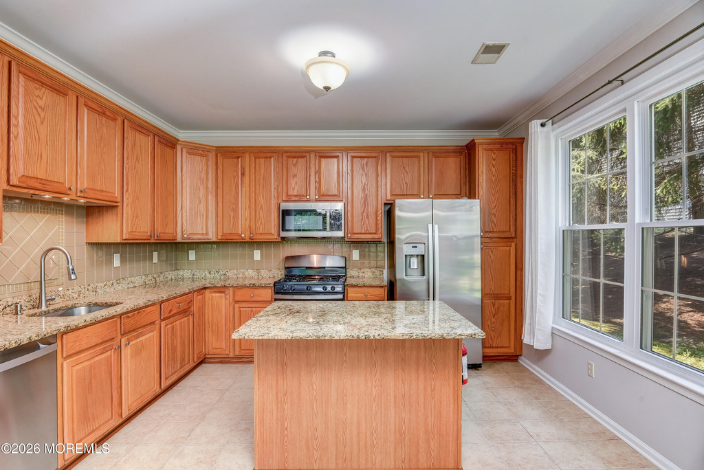 574 Saint Andrews Place - Photo 8