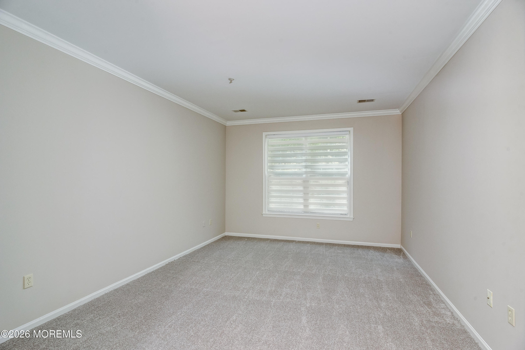 574 Saint Andrews Place - Photo 14