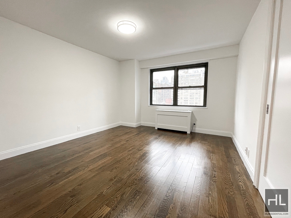 E 88th St - Photo 2