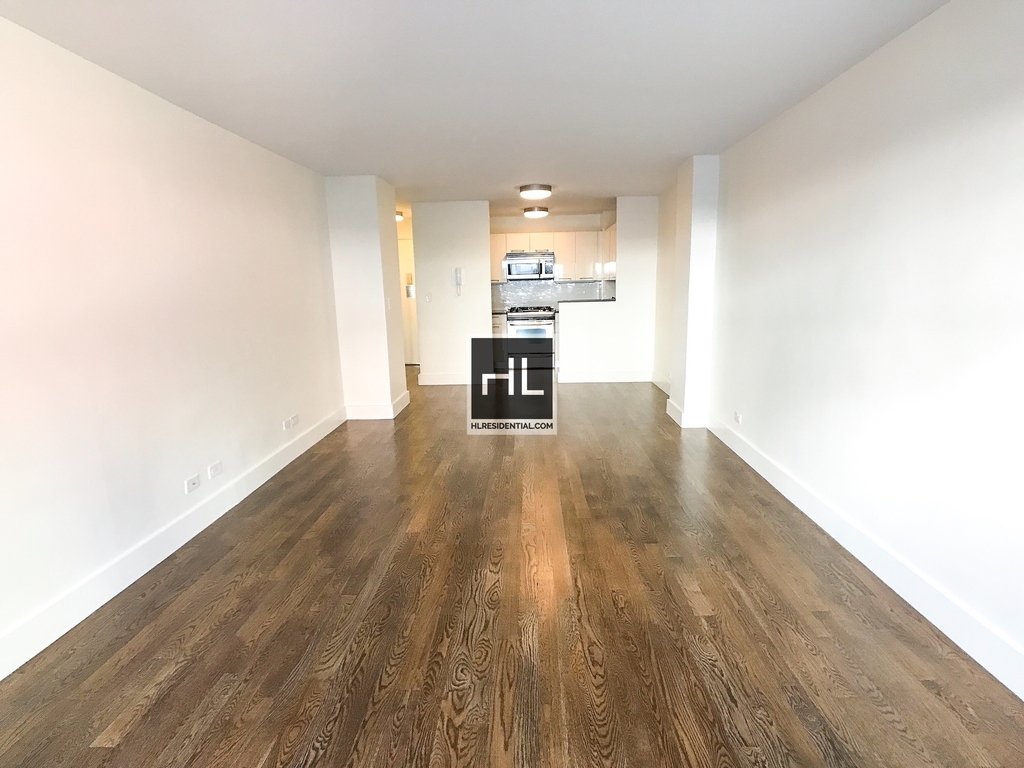 East 63 Street - Photo 0
