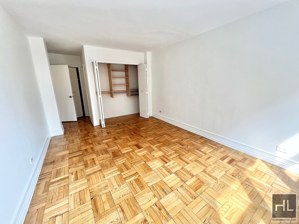 East 79th Street - Photo 1