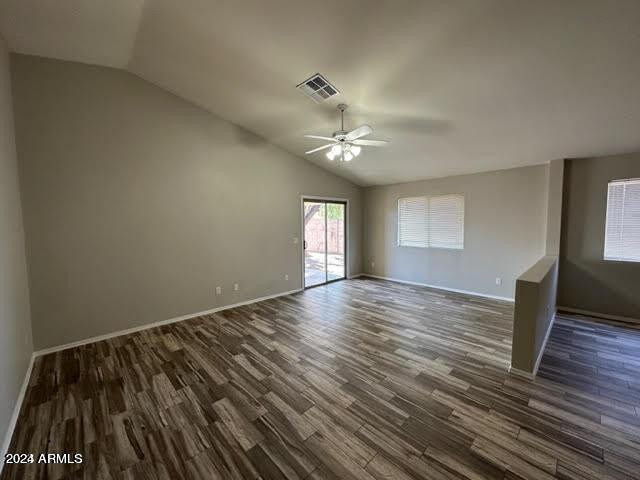 2425 S 159th Lane - Photo 3