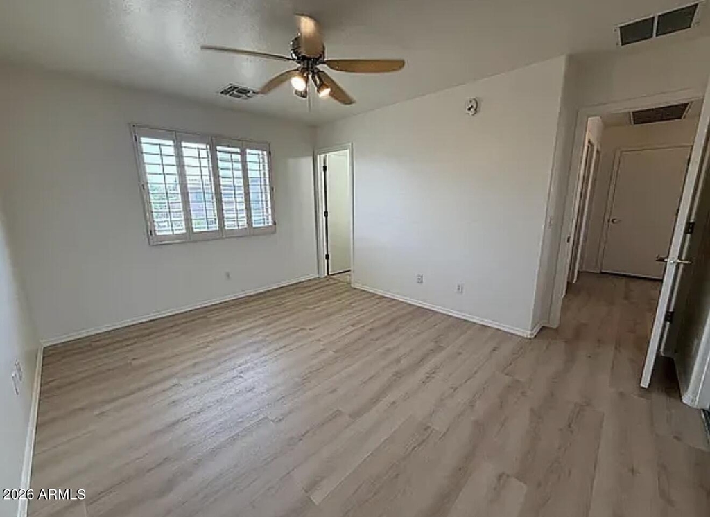 1338 E 10th Place - Photo 9