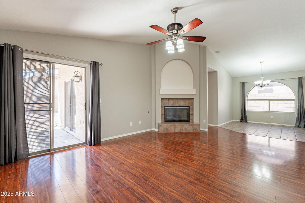 491 E Devon Drive - Photo 4