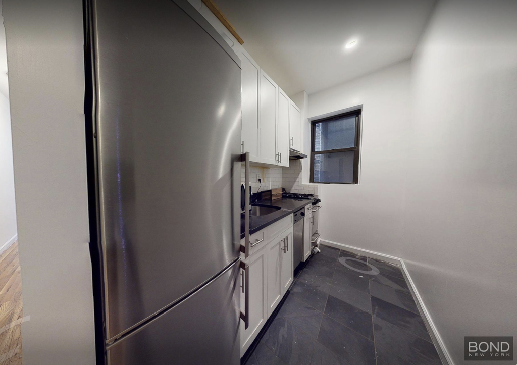 238 East 87th Street - Photo 2