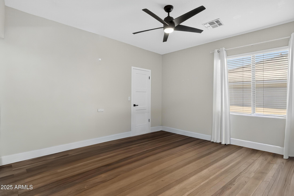 10587 E Sheena Drive - Photo 35