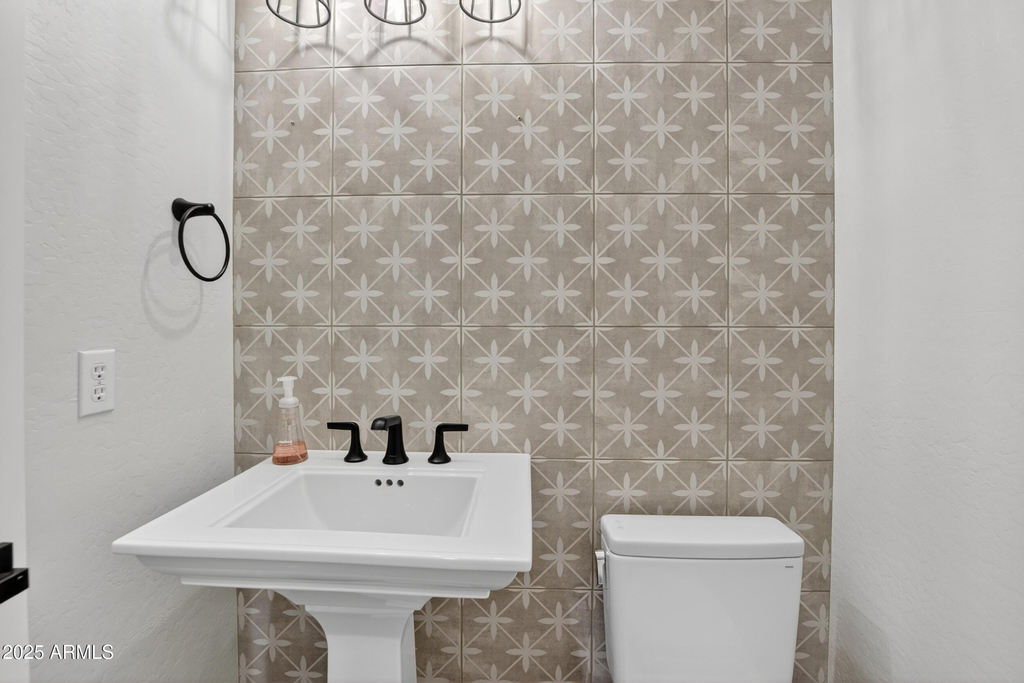 10587 E Sheena Drive - Photo 44