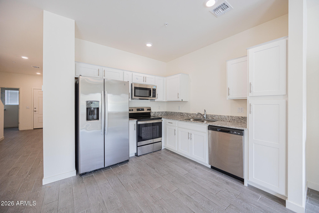 8343 N 22nd Drive - Photo 6