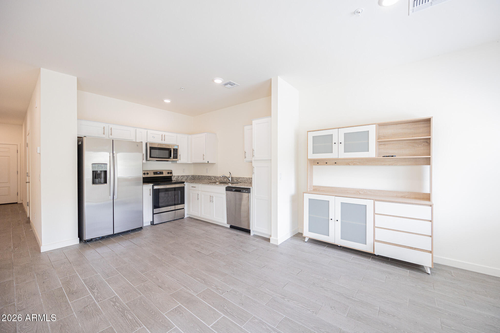 8343 N 22nd Drive - Photo 5