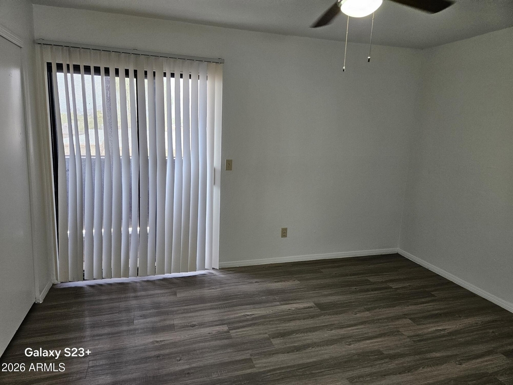 707 W 13th Street - Photo 10