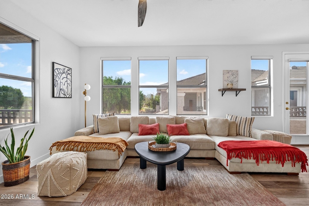 15221 N Clubgate Drive - Photo 2
