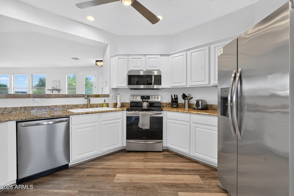 15221 N Clubgate Drive - Photo 18