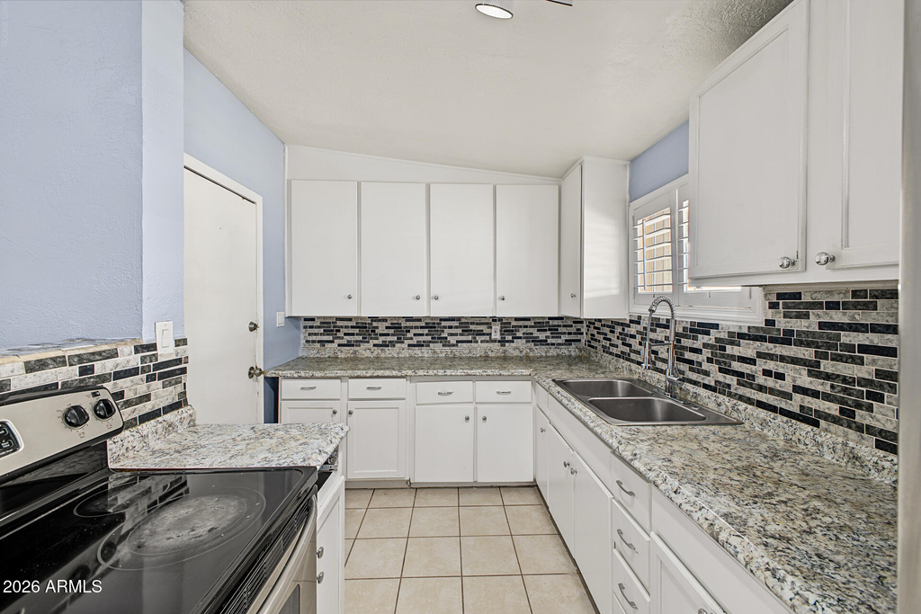 3815 N 50th Drive - Photo 12