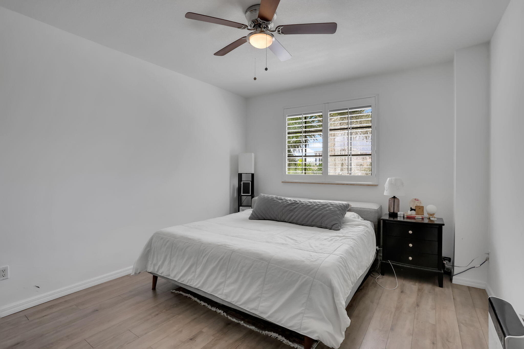 233 S Federal Highway - Photo 11