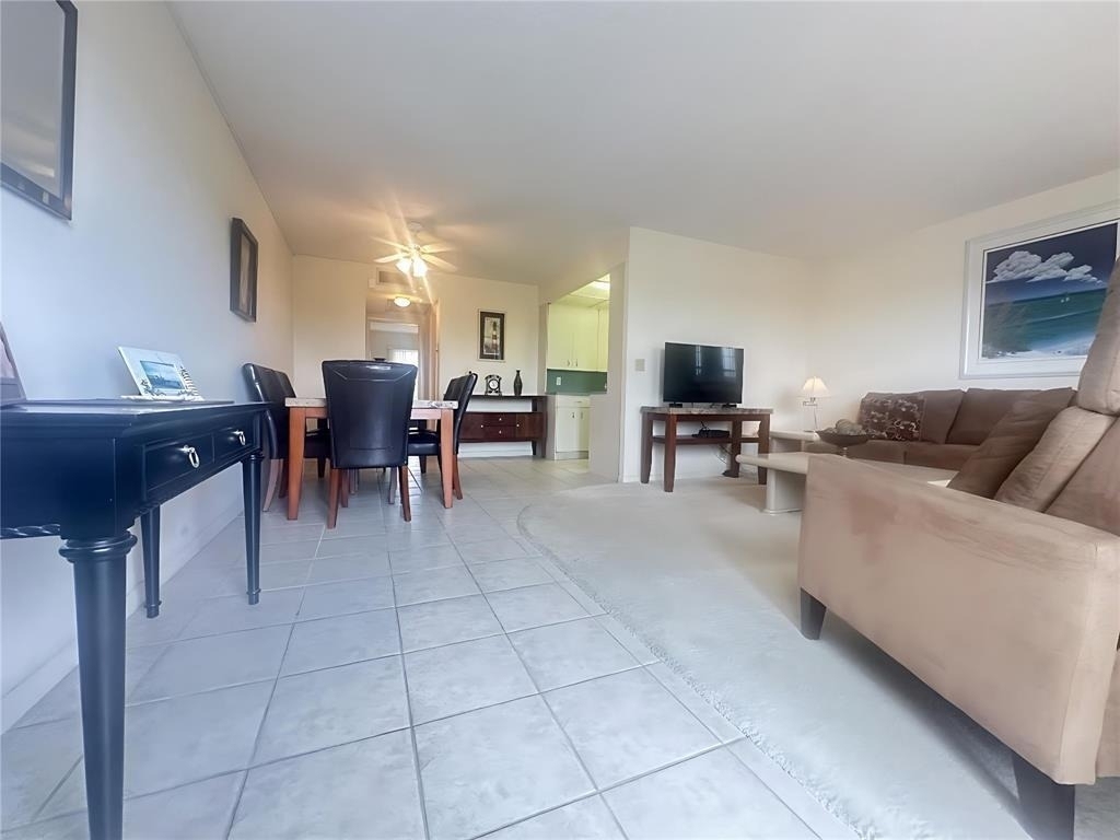 4037 Harwood D - Photo 2