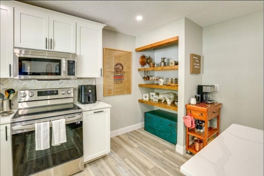 2806 8th Street - Photo 2